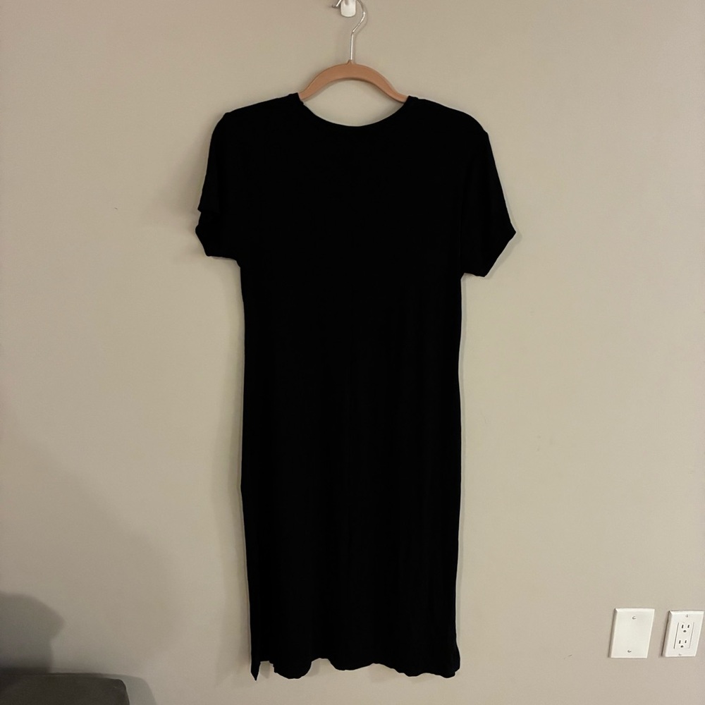 Anine Bing V-Neck Shirtsleeve Black T-Shirt Dress - Picture 3 of 4